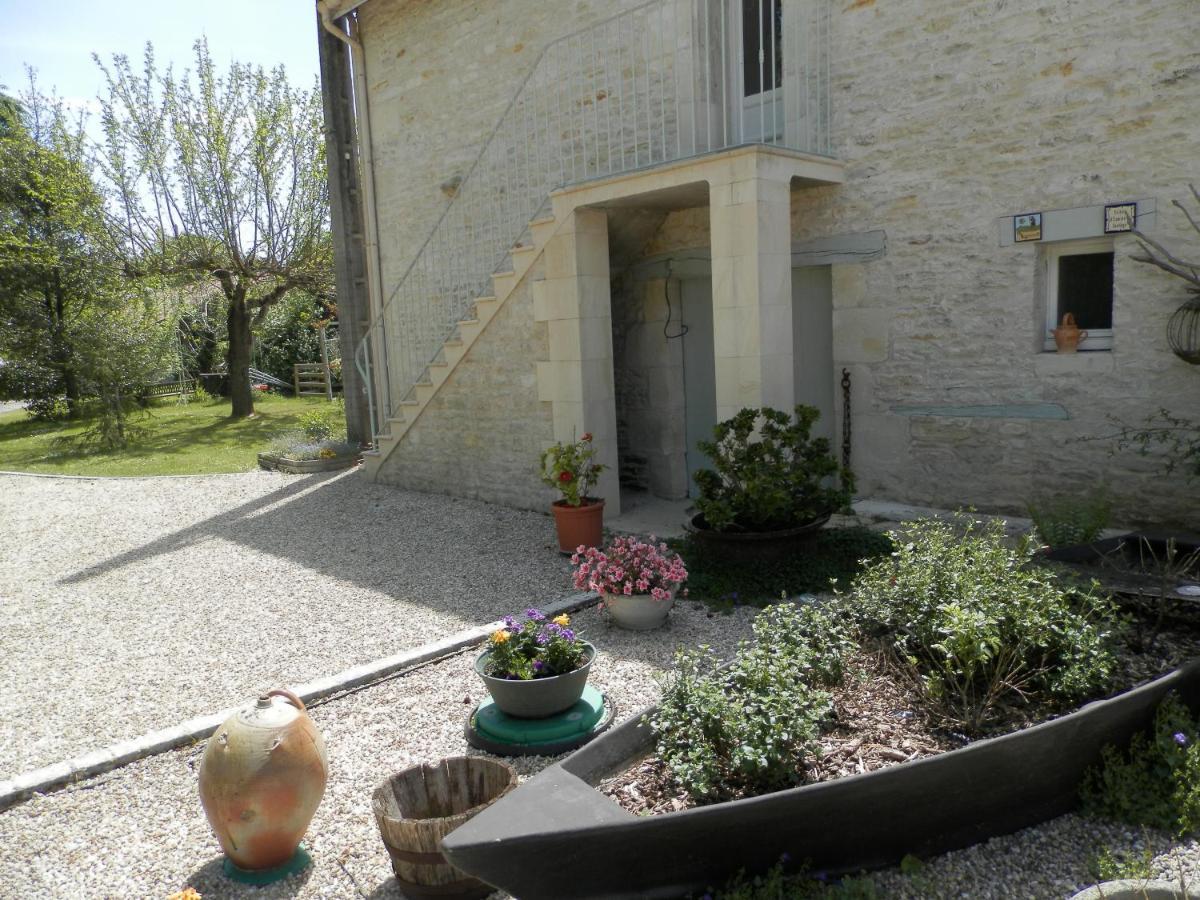 Au Pre Du Mignon Aux Portes Du Marais Poitevin Thorigny  Exterior foto